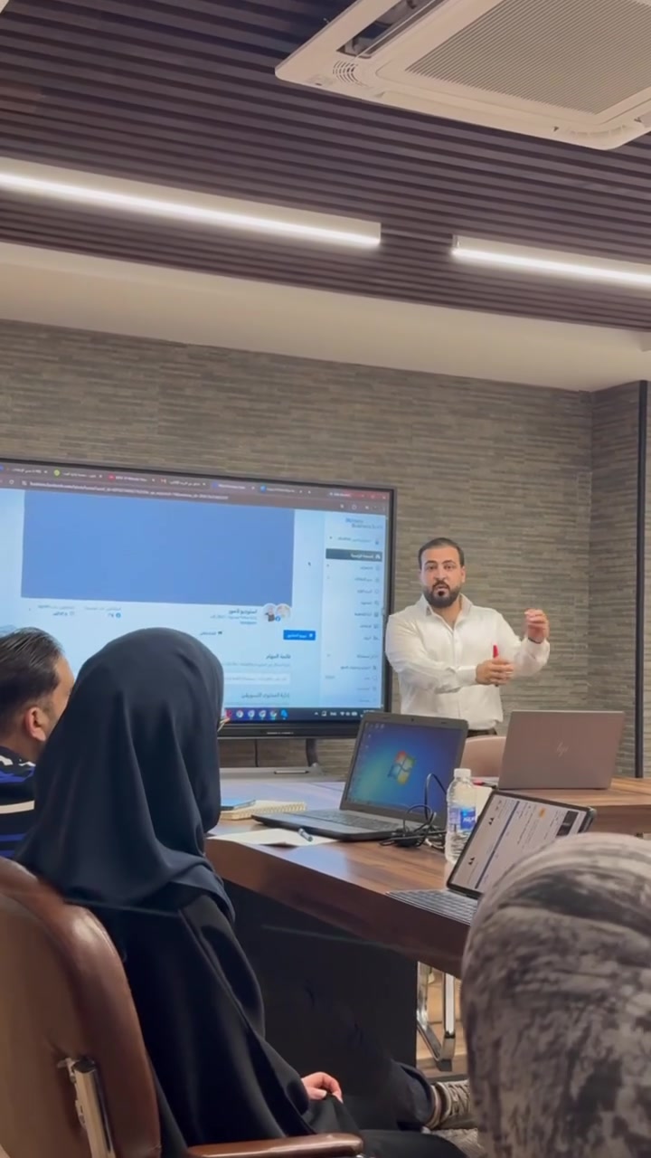 دورة الترويج الاحترافية الحضوري في النجف الأشرف …
ليش تدفع فلوس لشركة حتى تسويلك إعلان؟

إذا أنت صاحب مشروع، متجر، مطعم، عيادة أو عندك خدمة…

ليش كل مرة تدفع لشخص حتى يسويلك إعلان ويشغل لك حملة؟

تعلمها بنفسك، سوِّ إعلانك بإيدك ووفر فلوسك. 💰

🎯 دورة الترويج والإعلانات – حضورية في النجف الأشرف

خلال الدورة راح تتعلم شلون:
• تسوي إعلان احترافي بنفسك
• تستهدف جمهورك الصحيح
• تطلق حملات إعلانية على فيسبوك وإنستغرام
• تعرف وين تصرف ميزانيتك ووين لا
• تقرأ نتائج الإعلان وتعرف شنو يحتاج تعديل
• تحول الإعلان من مجرد مشاهدات إلى عملاء ومبيعات

بدل ما تبقى تدفع كل مرة لشخص… تعلم المهارة وخليها بيدك.

📍 حضورية – النجف الأشرف
📩 للتسجيل والاستفسار: راسلنا الآن

تعلم الترويج بنفسك… ووفر مصاريف الإعلانات.
