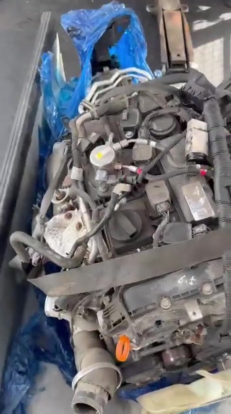 قطع غيار • بدون تفاصيل