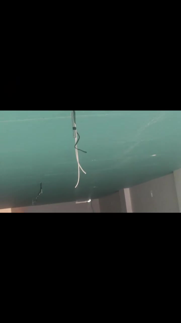 مدينة صدر • عامل بناء • جبسمبورد