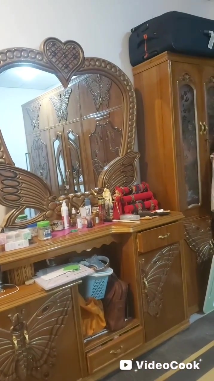 غراض بيت كامله للبيع *********** السعر ع خاص
