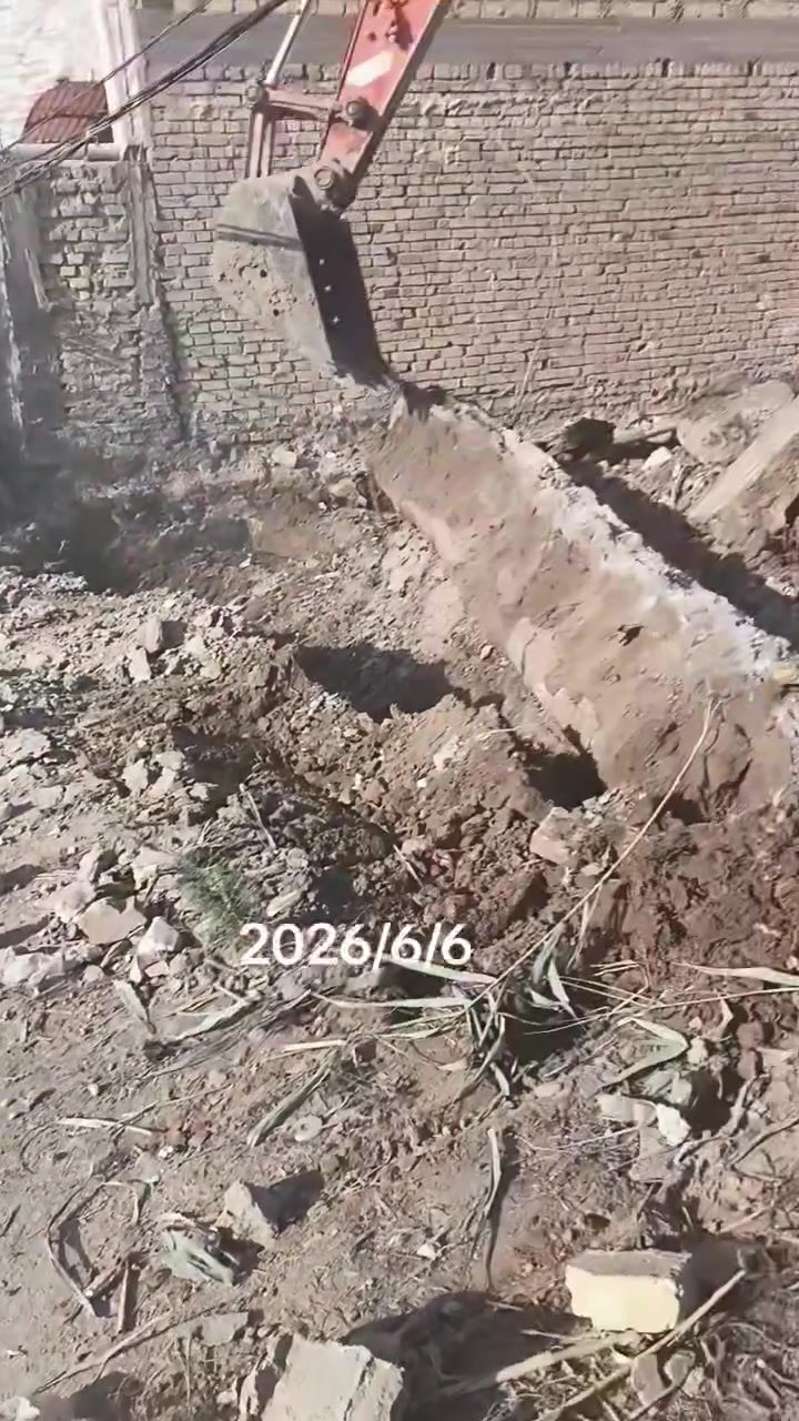 على بركة الله تعالى نعمل ع تفليش البيوت وحسب الطلب والاتفاق بين الطرفين ومن الله الرزق الاتصال ع الرقم التالي 
***********
