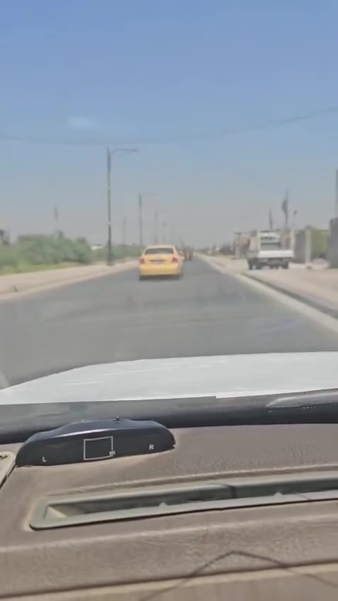 سلام عليكم مزرعه المساحه 1600 جنس الكاك عقد 17 تحتوي على ثلاث بيوت البيت الاول يحتوي على ثلاث غرف مطبخ حار وبارد وصحيات البيت الثاني قاطين يحتوي على 5غرف مطبخ حار وبارد وصحيات البيت الثالث هيكل غرفه استقبال مطبخ مزرعه كامله مسبح بيها 4نخلات مشمش 10تفاح10 و تين مزرعه مرتبه السعر 140مليون وبيها مجال رقم الهاتف*********** الواتساب ***********
