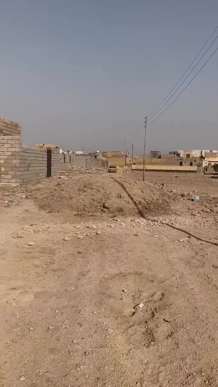 يالله سلام عليكم قطعه  200م زراعي شارع 10م
 باسديناويه قرب مكتب الغاز  كهرباء وماي ومجاري
 السعر  10 وبي مجال 
للاستفسار ***********
