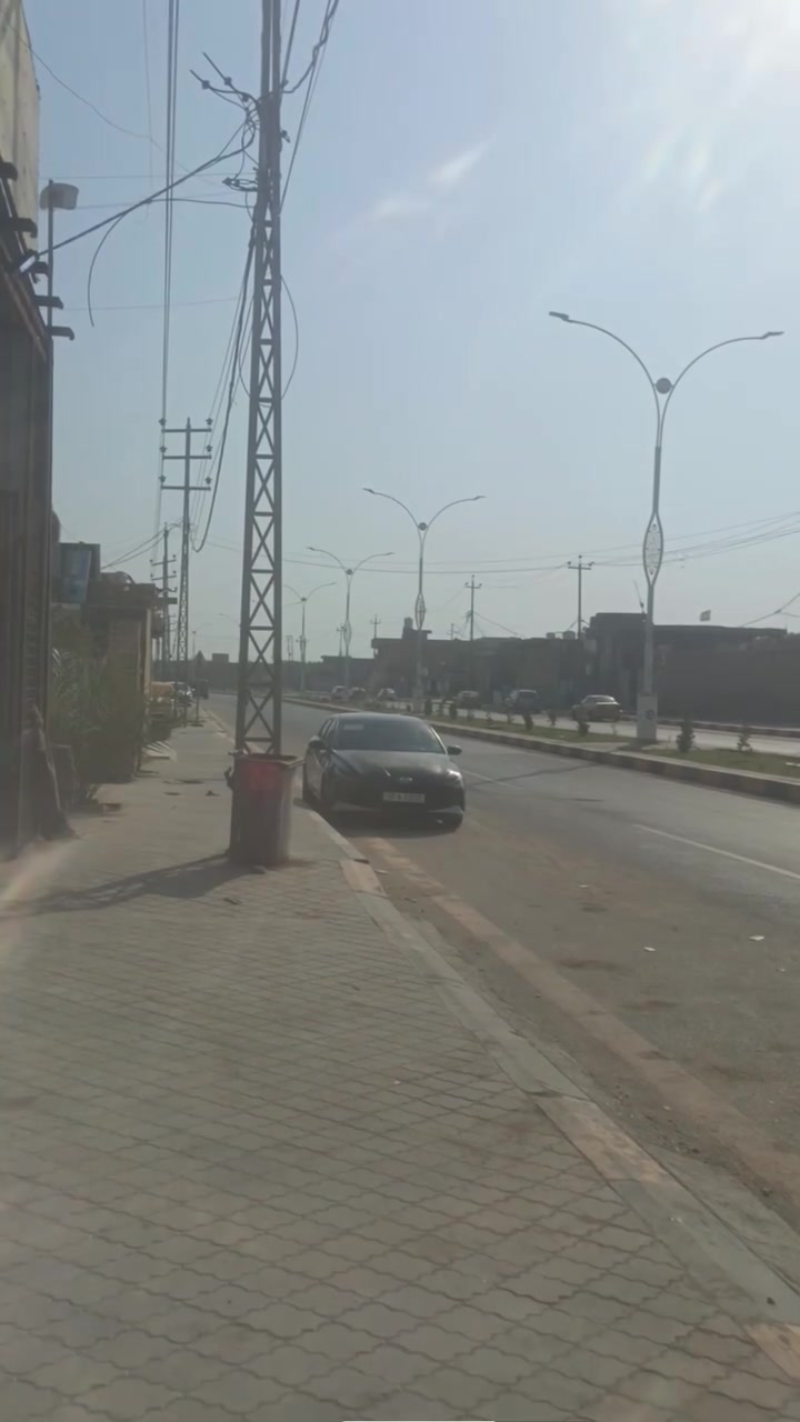 سلام عليكم قطعه للبيع وجه عل 3شوارع المكان جامعه ذي قار بلعرجه قطعه تجاريه تصلح شقق ومحلات يتوفر كل الخدمات يمه المساحه 480متر الوجه 14 والنزال 35متر الشراي يتفظل واتصل عل رقم ***********
