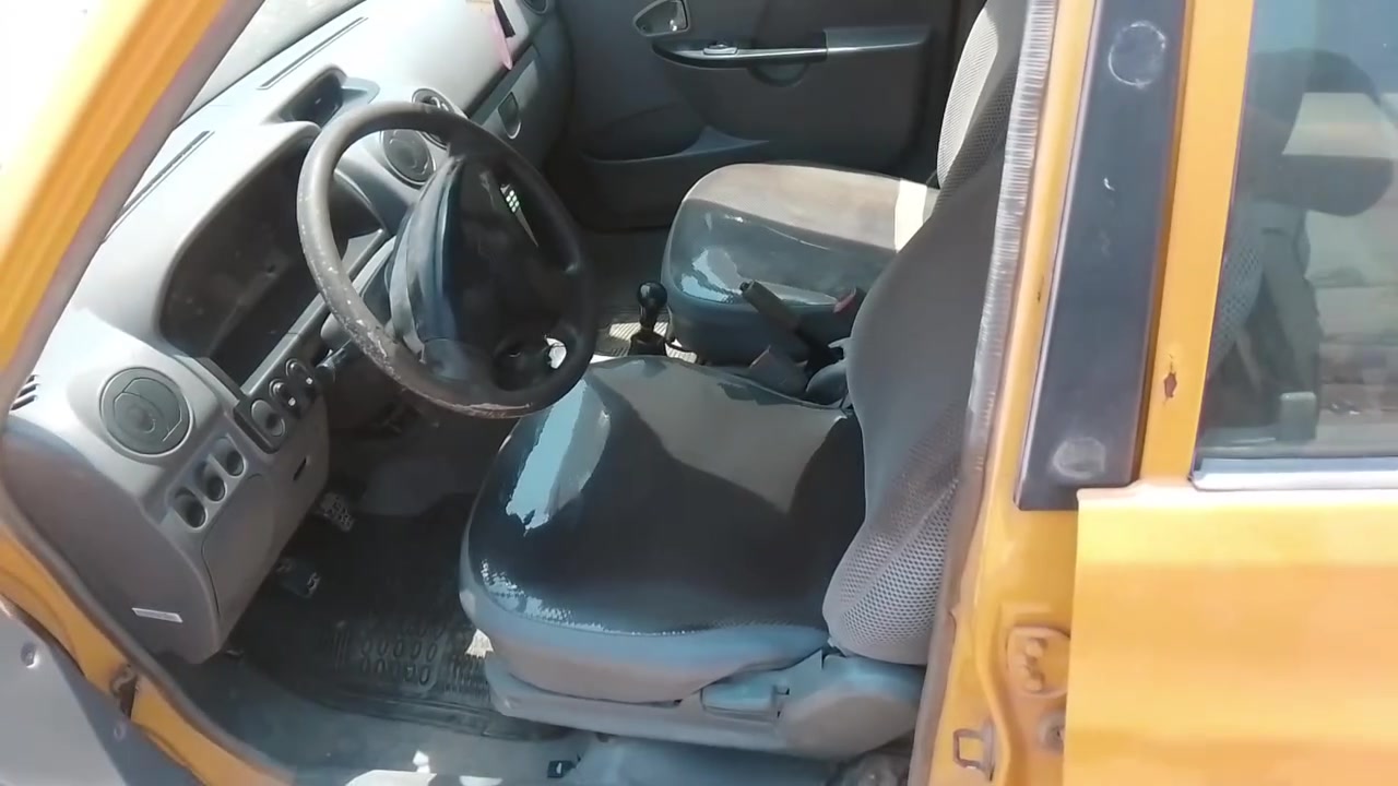 ياالله السلام عليكم سايبه للبيع موديل 12 مكان السياره حله شارع 80 التفاصيل بل مقطع الناشره والي يرغب عليه يتصل على الرقم ***********
