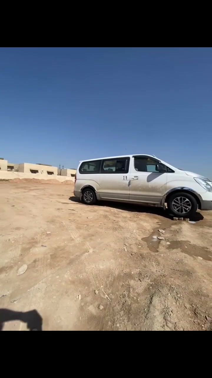 17مفتوح محور مسكر ١٢كصه كامله سياره كفاله ماعده بارد قليل بالباب بدون صبغ فقط بارد  والباقي كفاله مكينه كير كلهن مكفولات تخم نوزلات جدد تبريد دوشمه جاهزه السياره باسمي رقم بغداد  مصفره هيئه وضريببه  مكاني ديوانيه وخطه حله بغداد  رايده ب 215
***********
