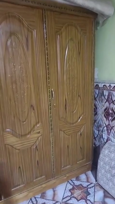 السلام عليكم كنتور صاج جديد سعره 300وبي مجال للشراي عنوانه ابوصخيرالمعسكر شراي يراسل خاص ورقم بي ***********
