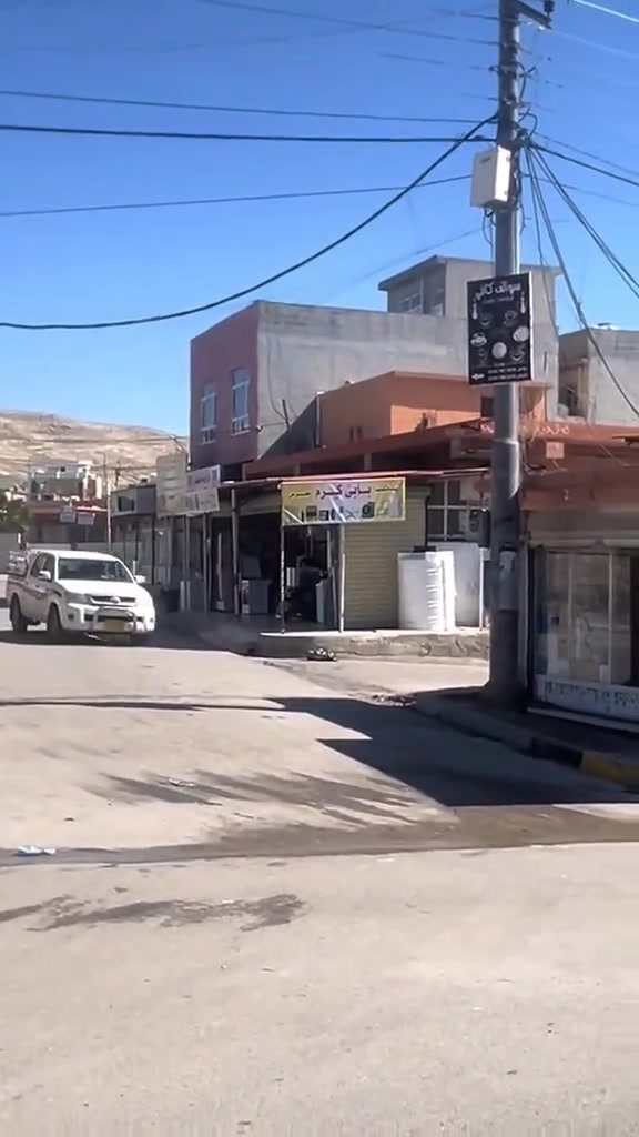 معرض ابو كرم لبيع الاثاث المستعمل والجديد 💥💥
وشراء جميع انواع الاثاث المستعمل 💥💥💯
  للتواصل واتساب اواتصال ***********--***********العنوان دهوك ناحية فايده
بالقرب من سايدين سوق فايده  
مقابل مرطبات الشيخ/مجاور مدرسه هيما-9نيسان
