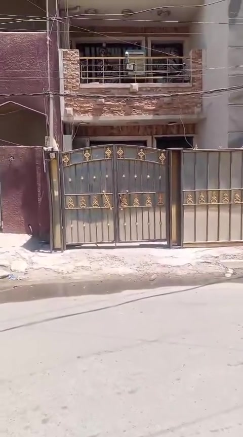 مشتمل للبيع 60م واجه 4 الدوره الميكانيك 3 نوم صاله مطبخ خدمات بناء حديث ***********
السعر 160 مجال مكتب الشمس للعقار
