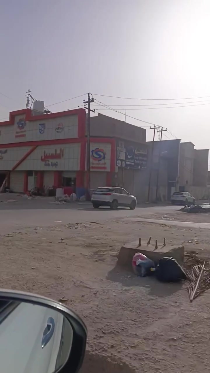 ................ بيت للبيع.............طابو صرف...... ركن على شارعين عرض الشارع ١٢ متر 
العنوان// حي الأمير فرع الأتصالات بناء قديم صالح للسكن ويمكن ان يستغل مدرسة أو روضة اهلية أو مكاتب تجارية 
المساحة // ٦٥٨ متر...... للاستفسار الاتصال بالأرقام الموجودة ***********/*********** يوجد واتساب

( مكتب مدن للعقار ) حلة / الاسكان /شارع الطاقة ،،مقابل متنزه الاسكان المركزي
