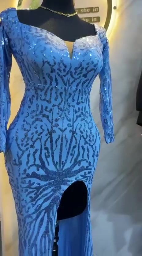 تألقي بإطلالة لا تُنسى في مناسبتك القادمة 💙✨متوفر الآن هذا الفستان الأزرق الساحر، بتصميم يبرز جمالك وتطريز براق يمنحك حضوراً لافتاً.📍 للطلب أو الاستفسار عن المقاسات والأسعار، يسعدنا تواصلكم معنا عبر الرسائل الخاصة 📩.#فساتين_للمناسبات #إطلالة_اليوم #أزياء_راقية #تسوق
للاستفسار عل رقم 
***********
توصيل جميع محافظات العراق ثلاثة الاف
