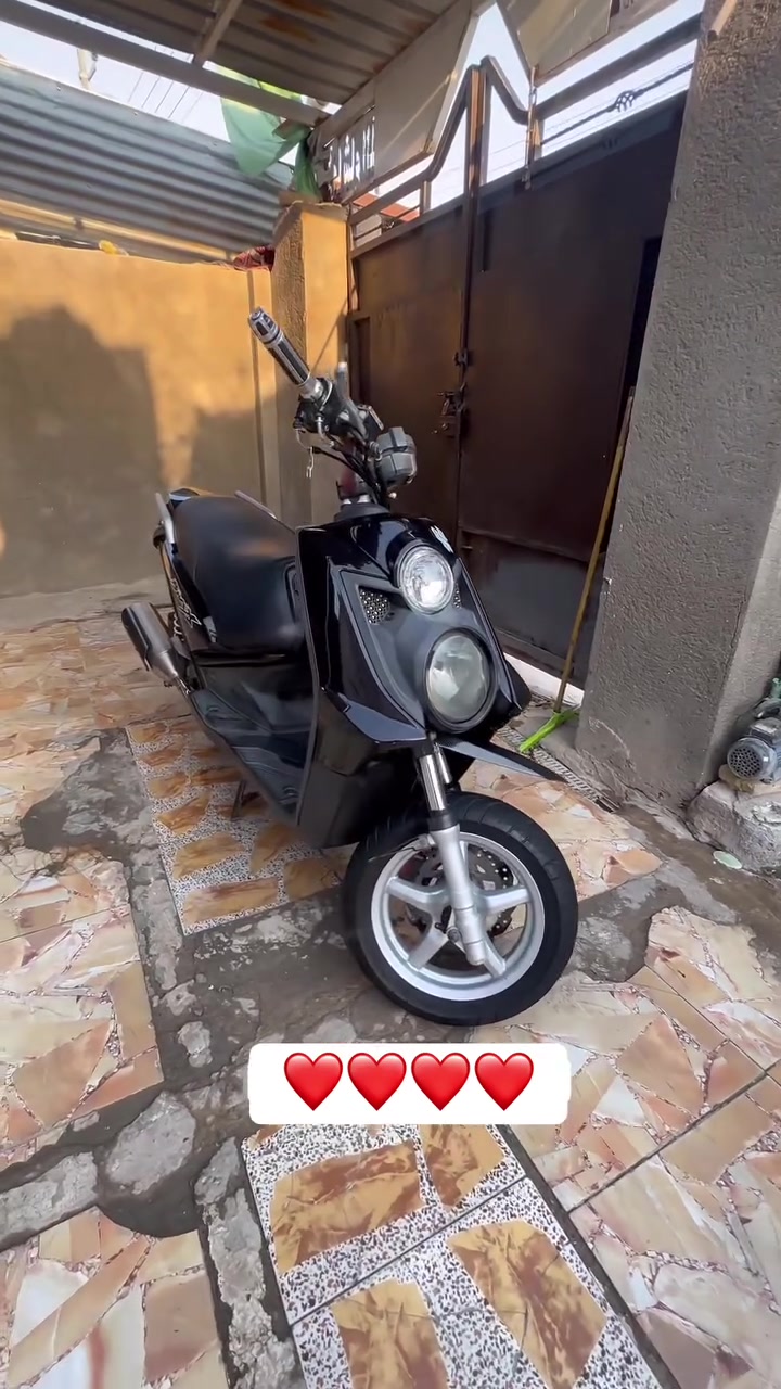 السلام عليكم سكنس جبلي ل بيع
كفاله عامه دراجه رمبه نضافه ٩٠٪؜
عليها صالنصه رياضي اشاير بنفسجي 
لايت زنون 
سعرها مليون و ٦٠٠ بيها مجال 
***********
