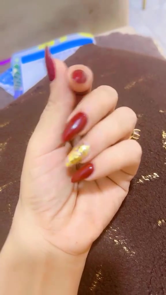 عروض الاضافر 
جل اكستنشن بدون دزاين ١٨ 
جل اكستنشن مع دزاين ٢٠ 
سترونك ١٥ 
ازاله جلش ٥ 
جلش يد ٥ 
جلش قدم ٥
