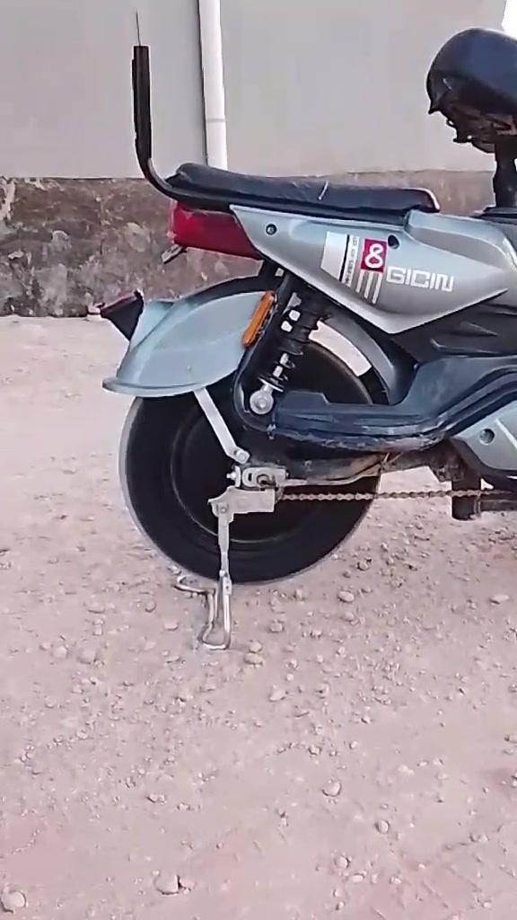دراجه شحن للبيع
بطاريات وسط شحن سريع مكاني الديوانية

التقيه السعر ٢٠٠وبي مجال

***********

نص مكتوب في الصور:
- POCO C71 27mm f/2.0 1/50s ISO125 27/8/2026 31°57'44"N 44°54'14"E
- POCO C71 36mm | f/2.0 | 1/100s | ISO50 27/8/2026 31°57'44"N 44°54'14"E