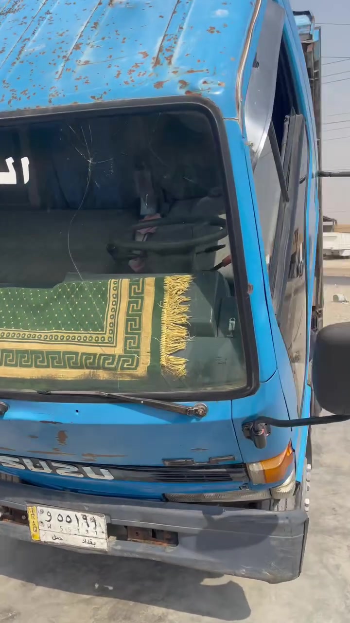 ‏سلام عليكم عزوز قلاب موديل 91 رقم بغداد سنوية لسبعة وعشرين باسم السيارة مقفولة كفالة عام كلها جديدة على وضع الشركة قمارة 90% نظافة العنوان السياحي السعر 72 ورقة لا تعيد ***********
