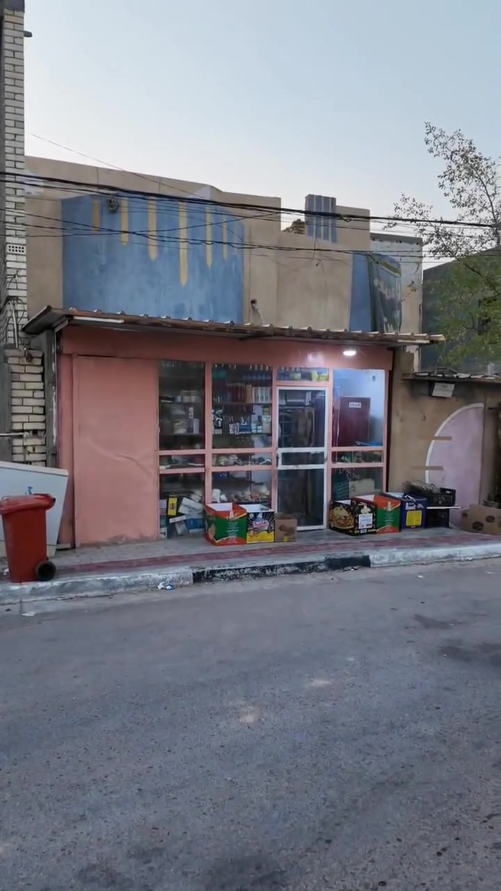 🏡 للبيع بيت طابوا صرف في حي الرسالة – كربلاء

📍 الموقع: حي الرسالة
📐 المساحة: 200 م
📏 الواجهة: 10 م
📏 النزال: 20 م
🏠 طابقين

✨ تفاصيل العقار:
• 4 غرف نوم — غرفتين في الطابق العلوي وغرفتين في الطابق الأرضي
• صالة
• استقبال
• مطبخ
• تصميم مناسب للعائلة وموقع مميز

💰 السعر: 270 مليون دينار
🔹 يوجد مجال للتفاوض

📞 للاستفسار والتفاصيل:
***********

📲 إذا تبحث عن بيت بمساحة جيدة وموقع مميز في حي الرسالة، لا تفوّت الفرصة.

#كربلاء #عقارات_كربلاء #بيت_للبيع #حي_الرسالة #عقارات_العراق
