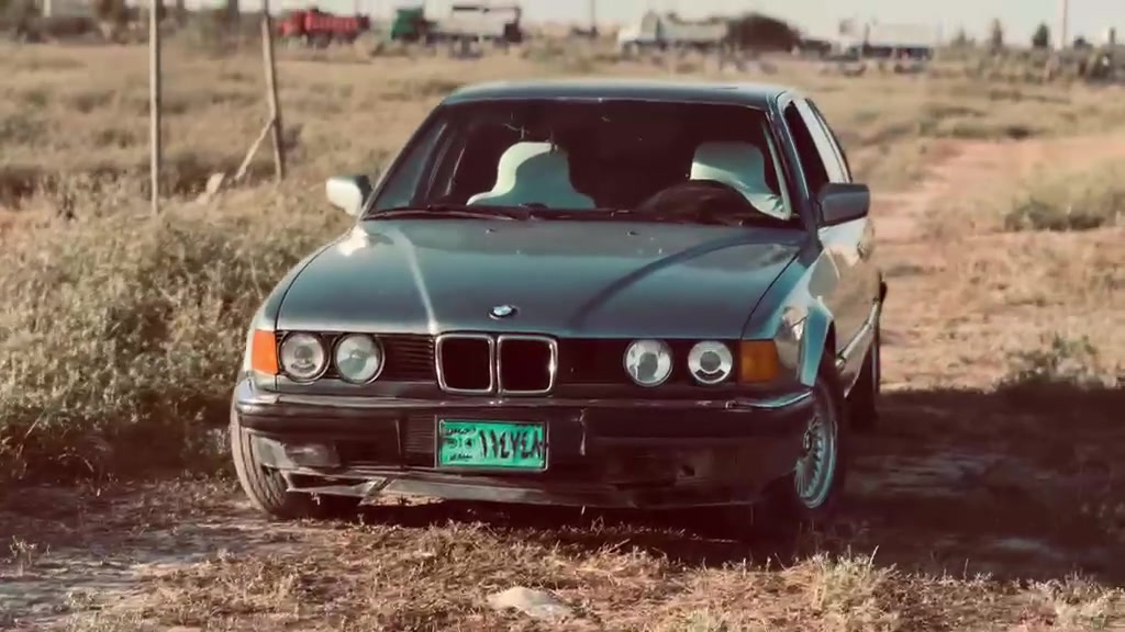 BMW.     موديل 92 
كير ومحرك شرط محرك معمر جديد مصبوغه جماليه صدر جديد تبريد ثلج  مشي معامله رقم جديد 
السعر 40 وبيها مجال   ***********
