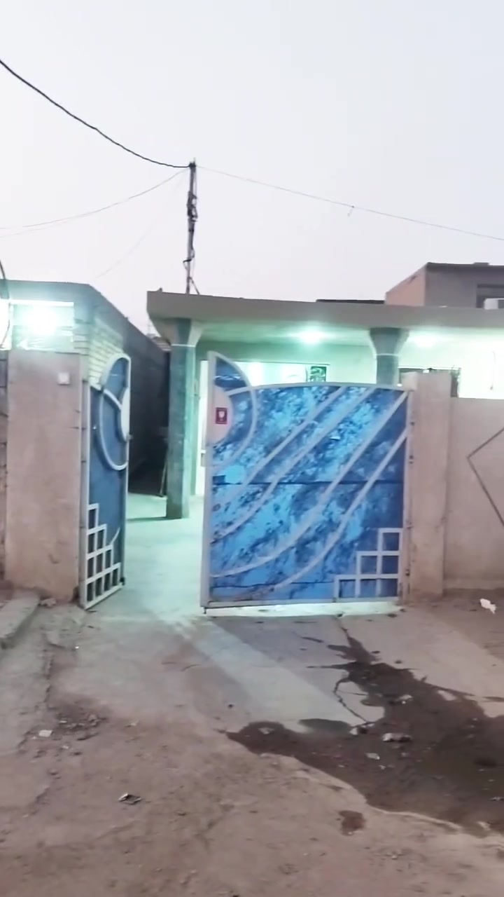 دار للبيع مع الأثاث🏠
المساحه 300 متر للأستفسار ***********
الموقع : جسر ديالى الجديد خمسه دونم قرب جامع الرجاء
