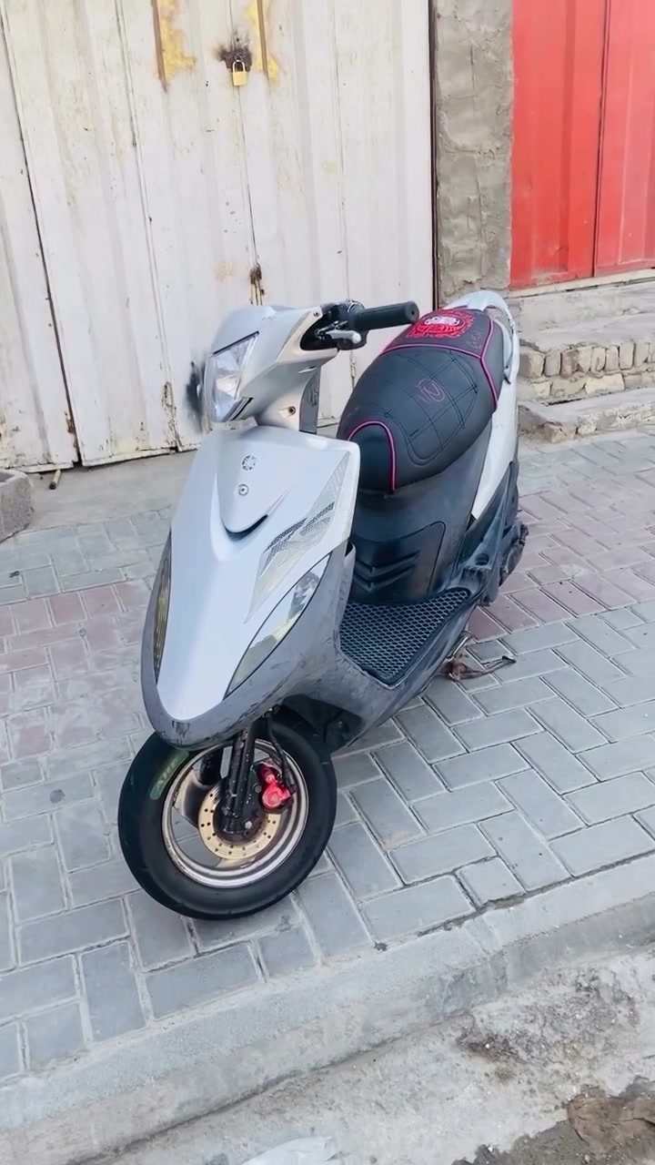 ماكس عدلة مال رمبة دراجة بعدهة بحالت الوكالة مكفولة كفالة عامة مكان مدينة الصدر رقمي ***********
