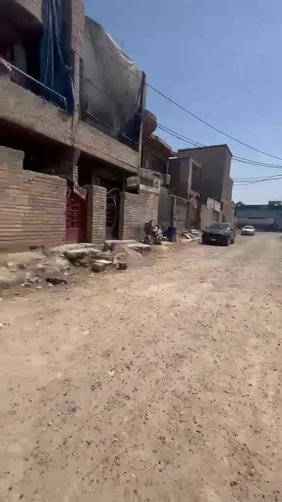 سلام عليكم بيت البيع مساعه 150متر هاذ رقم ابو البيت توصلو وياه *********** وتدلل
