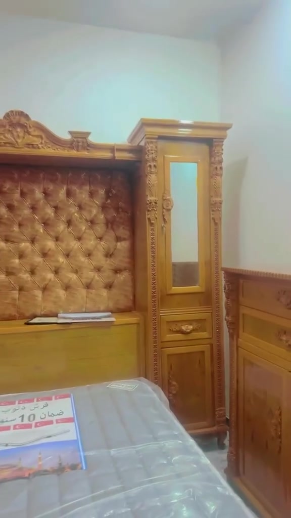 للبيع غرفة نوم صاج حديثه جديده مصارلها اقل من شهر 

‭***********‬

