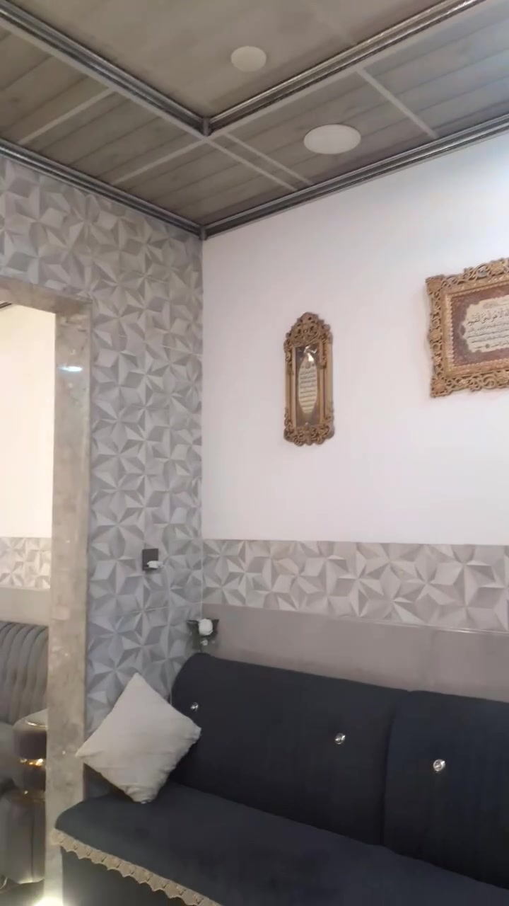 بيت للبيع فول موصفات المساحه ١٠٠متر طابق ونص غرفتين نوم السعر ٧٥ مليون وبينو مجال المكان ملايين الثانيه للاستفسار على هذا الرقم ***********بي واتساب

