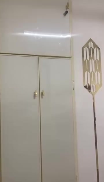 دولاب ملابس • ٣ أبواب • ٢١٠×٦٥سم