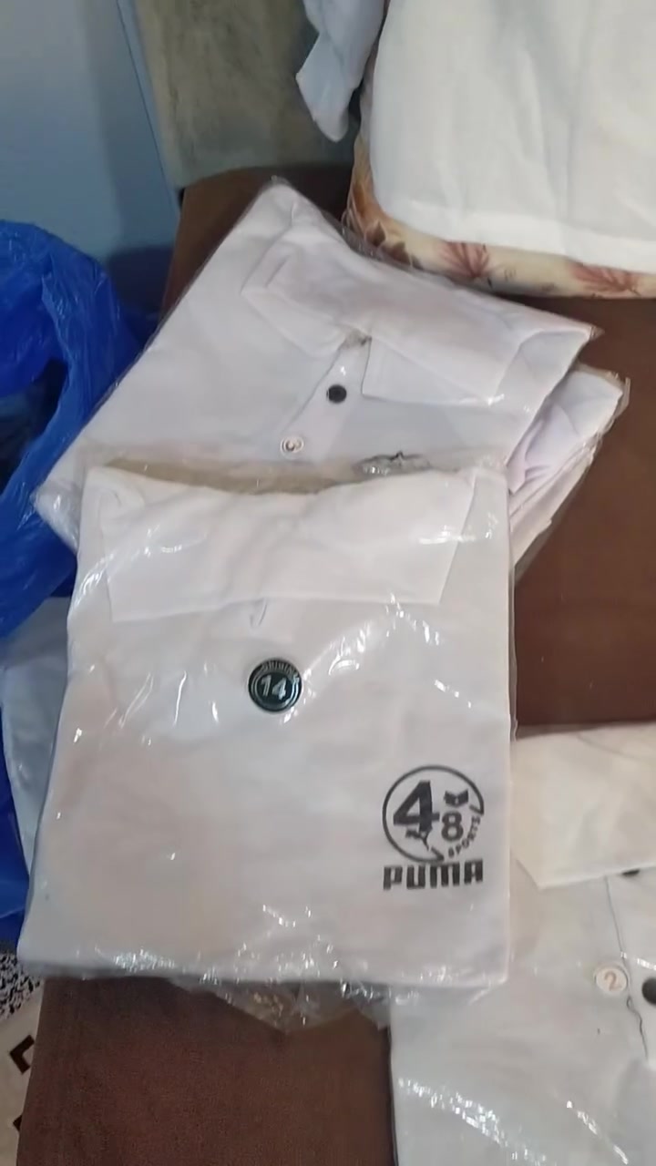 اخوان شلعه تيشرتات ولادي مدرسي تقريبا 13 درزن سعرهن جدامناسب ملاحظه اكثريتهن بدون اكياس راسلني واتساب‏‪***********‬‏
