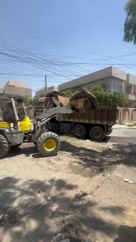 سلام عليكم للبيع شفل كوماتسو حجم 40الاستفسار علا هاتف ‭***********‬
