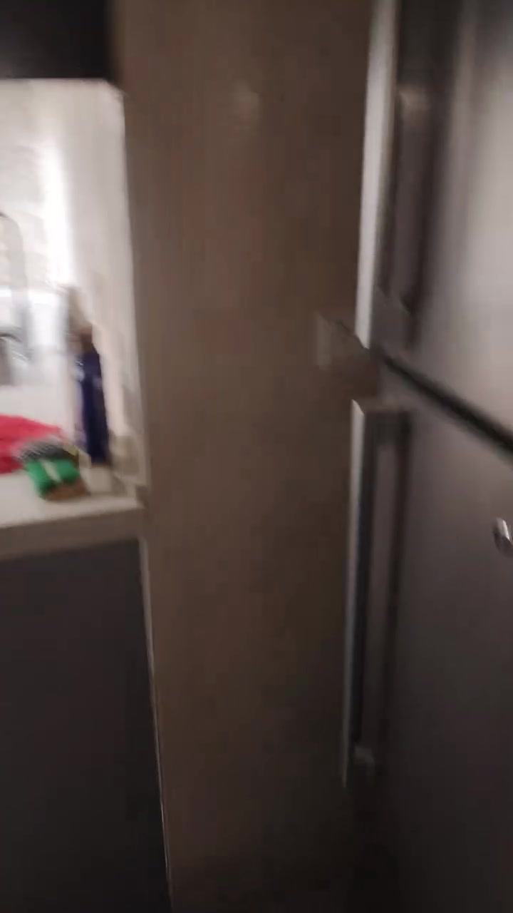 السلام عليكم غراض جديديه غير مستعمله للبيع
ابيع شلع مو قطع
***********
