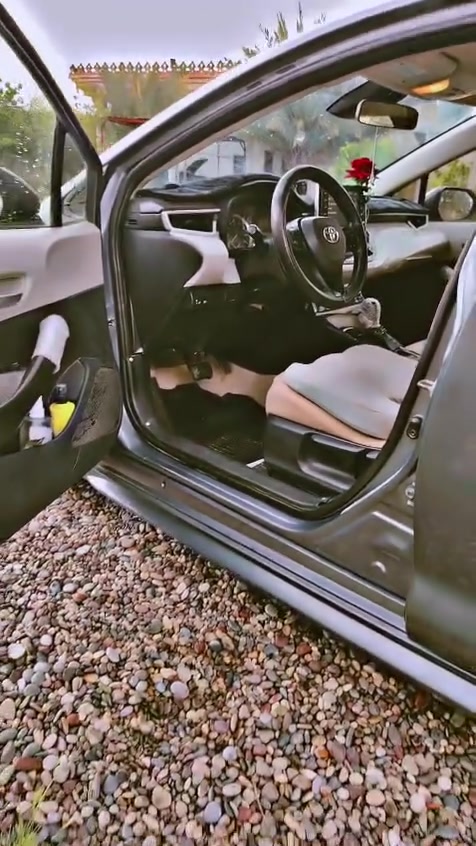 🚘 للبيع | Toyota Corolla LE Plus 2020 🇺🇸
🔹 وارد أمريكي 🇺🇸
🔹 موديل 2020 – فئة LE Plus
🔹 محرك 1.8L اقتصادي
🔹 ناقل حركة CVT أوتوماتيك
🔹 دفع أمامي FWD
🔹 شاشة لمس 8 إنش
🔹 Apple CarPlay + Bluetooth
🔹 كاميرا خلفية
🔹 تحكم مناخي أوتوماتيكي
🔹 مرايا كهربائية ومدفأة
🔹 Toyota Safety Sense 2.0
🔹 مثبت سرعة راداري متكيف
🔹 تحذير مغادرة المسار + مساعد البقاء على المسار
🔹 نظام منع التصادم الأمامي مع رصد المشاة
🔹 أنوار LED
🔹 مقاعد داخلية مريحة وواسعة
🔹 سيارة اقتصادية وعملية جداً للاستخدام اليومي

📍الضرر اربع قطع بدون دواخل سياره
🚘 رقم الشاصي JTDEPRAE2LJ036755
&السعر 126
؟***********
***********
