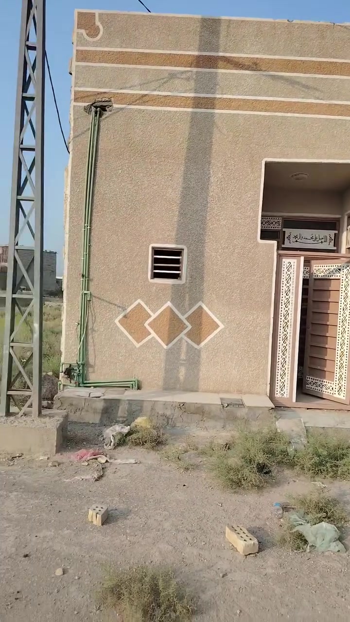 سلام عليكم بيت للبيع المساحه ٦٠ متر كربلاء المقدسة خلف جامعة العميد حي الدله. يصلح. حسينيه للزوار او سكن بيع مستعجل كلش لمعرفه السعر علق برقم ١ يتم الرد على خاص الى عنده عقار للبيع او إيجار يتواصل ويانه عل ارقام عقارات كربلاء نستقبل اتصالاتكم من الساعه ٨ صباحآ وحت ١٠ مسآ اي استفسار الاتصال على الرقم *********** او الاتصال على ***********

