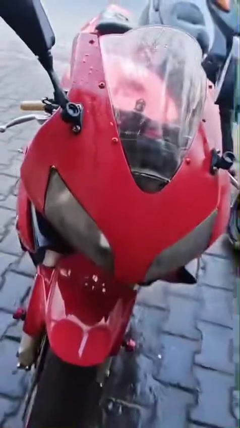 سلام عليكم دراجه RR600دراجه ابيع طافيه بيه طبك بلضفيرة السعر ١٢ وبيها مجال مكان الدراجه الحسينيه رقم التلفون***********
