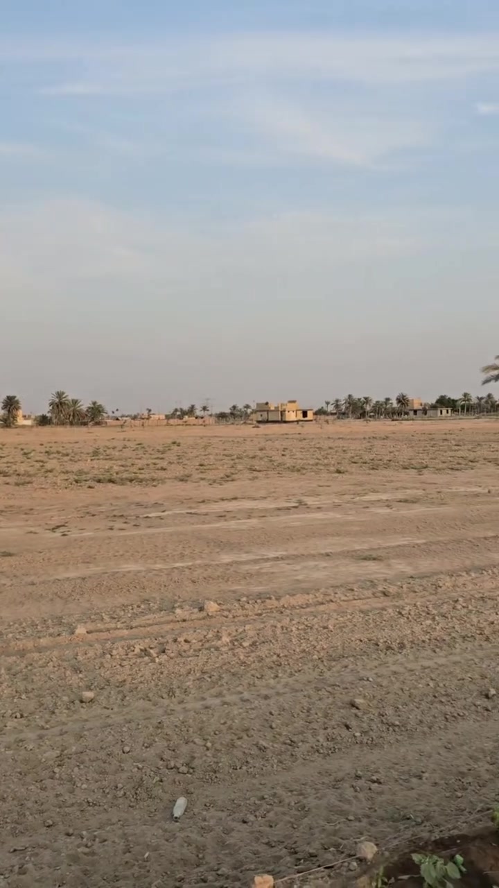 للبيع 
دونم ملك صرف سند ٢٥ 
***********
