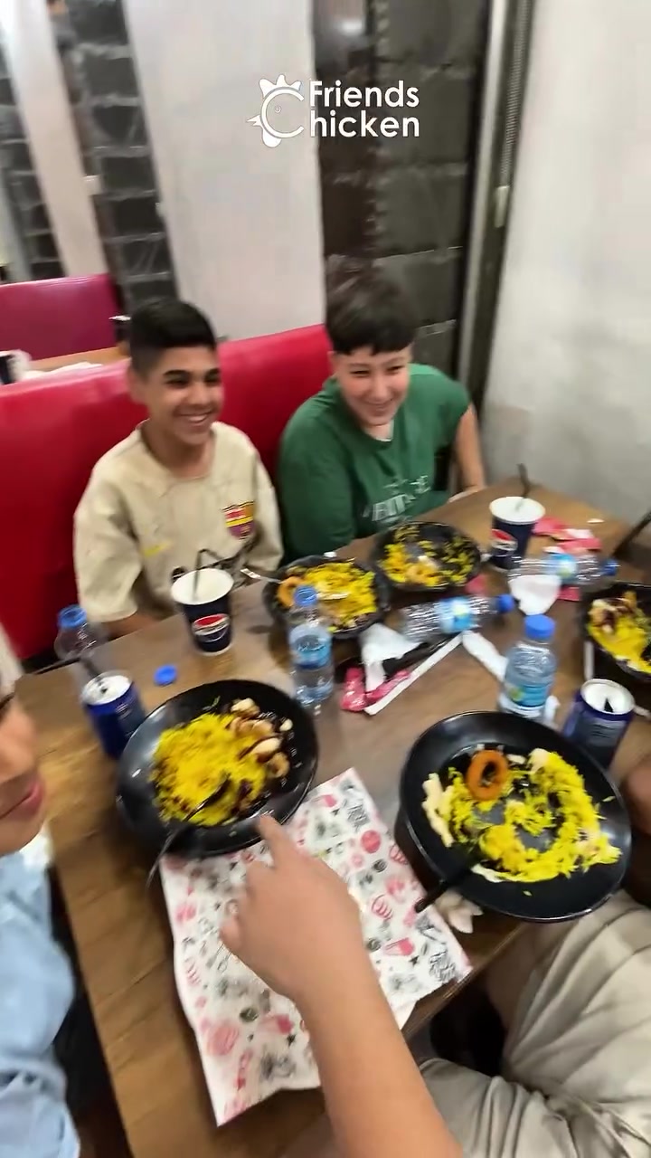 ⁨منو برئيكم اكثر واحد اكل بيهم 🤣❤️
العنوان: المقدادية - حي العصري - شارع الزراعة
لطلبات الدلفري الاتصال على الرقم التالي: 
***********
*********** 
#قرمشها_وية_فريندز #فريندز_جكن #اكسبلور #سيزر #friends المقدادية
