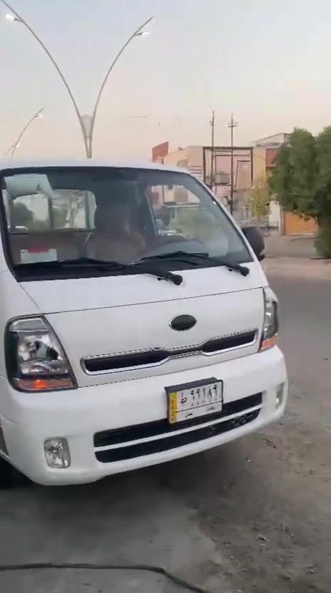 السلام عليكم 
كيه موديل 2021
مكفوله كفاله عامه 
ماشيه 200 
اتضال ***********
