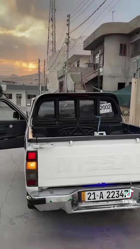 Niisan pikab 2002/ هەمو گیانی بەشەرت +گێر+مەکینەئەکسل تەبرید ساردو گەرم هەموی بەشەرت تایەو ولێکی زؤر جوانی لەسەرە سەیارەکە تا بڵی بەخزمەتە سەنەویش تا ٢٠٢٩مانگی٧تازەیە پاوەرە شاشە ئا یپاد کارەبای هەموی بەشەرت تاقم پێش تازە داگیراوە هەموی مەزبوتە سەیارەکە نمونەیە لەجوانی کامل جوان کاری کوشن تازە گاعی تازە کامل کامل جوانکاری بؤکراوە باڵو ناوبؤدی لؤک  سعرەکەشی ٨٨گەڵاو معامەلەیەکی برایانە ***********/لەسە ئیزنی ئەدمین٢٩٠٠ڕؤشتوە
