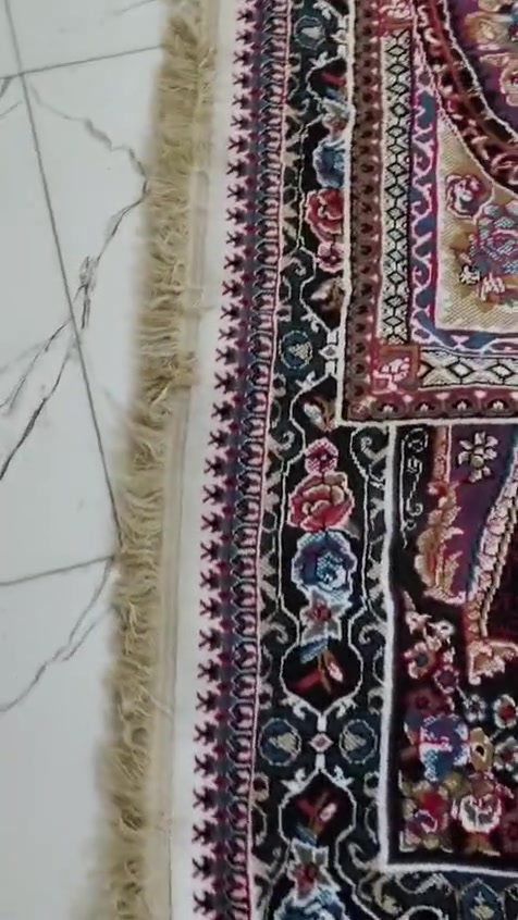 سجادة ٣×٤ • نظيفة • فيها مجال