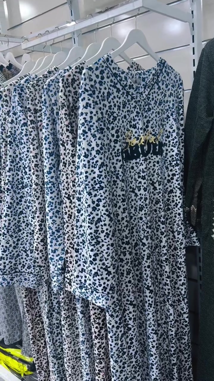 ملابس • مقاسات M-XXL • الكوت