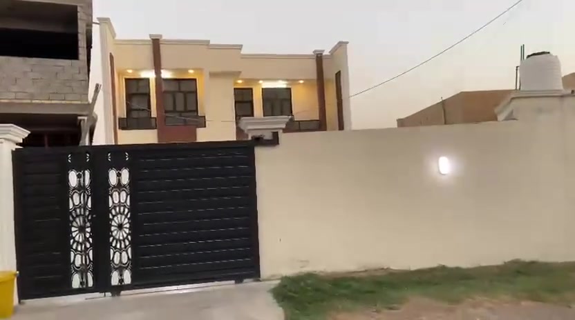 حسن راشد • ٣٤٠م • بناء حديث