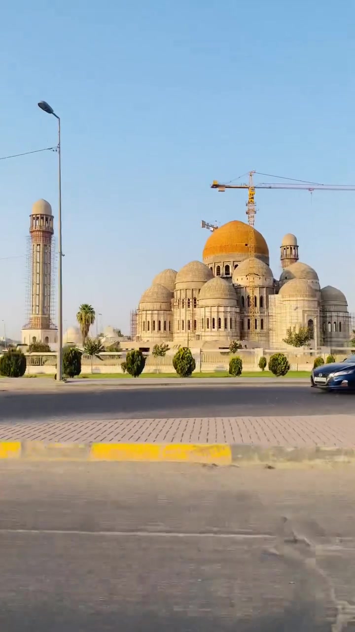 السلام عليكم 11برو جديد بمعنه الكلمه 
ذاكره64 بطاريه 73 جهاز فقط. سماعه داخلي واكف ول فيس إيدي. يشتغل إذا سويت اسماعه شرط  جهاز كامرته تخبل السعر 210الف ضمانه اسبوع كامل. 
مكاني جانب الأيمن 
***********
بي وتساب
