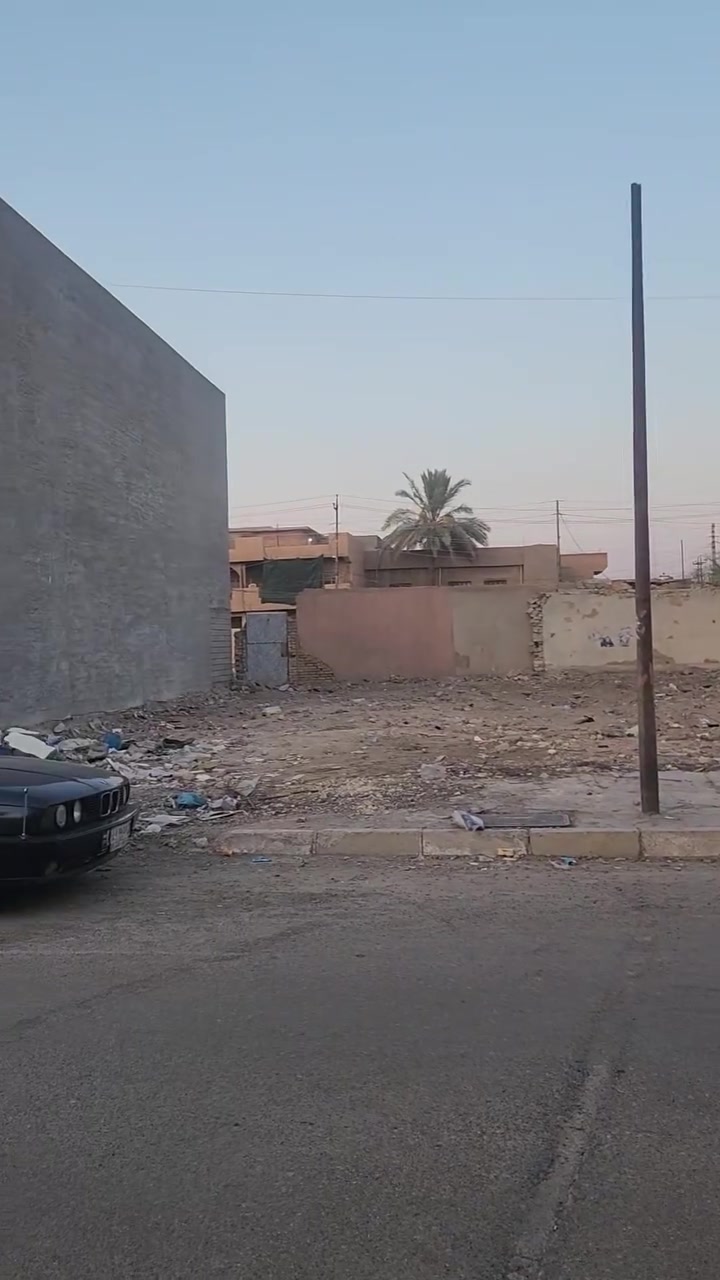 قطعه للبيع شبه تجاري ترهم عمار شقق ترهم بيوت تونات تكريت بصف شارع جميل المساحه ٣٠٠ الواجه ١٥ نزال ٢٠ ممكن بيع ١٥٠ سعر القطعه ٢١٢ وبيها مجال للاستفسار الاتصال *********** او مراجعه مكتب مياسين للعقار الأستثماري  
ملاحظه التعامل مع صاحب القطعه مباشر
