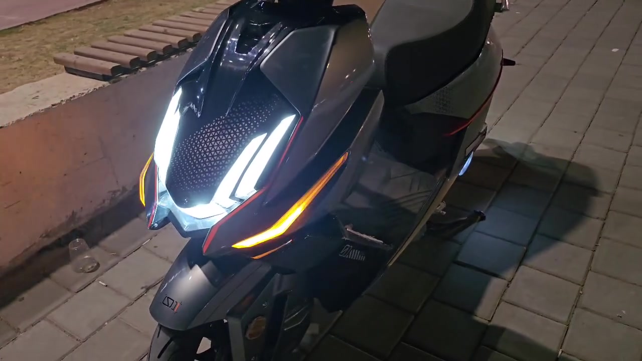دراجه تايلج TAILG ملكه
بطاريه ليثيوم فوسفات الحديد 72v 60ah
ملف 2500
سرعه 80
حساسات بريكات
حساسات توقف دبل اشاره
اشاره يمين يسار
شاشه ديجيتال تقرآ اعطال
لايتات زنون عالي ناصي
نظام بصمه وكرت NFC 🎫
صندوق كهربائي
بريكات دسكات اماي خلفي
نظام البارك والرجوع الى خلف
حجم الويل 12 ويل كب
دراجه عالميه بمعنى الكلمه
العنوان بغداد شارع فلسطين
التواصل ***********
