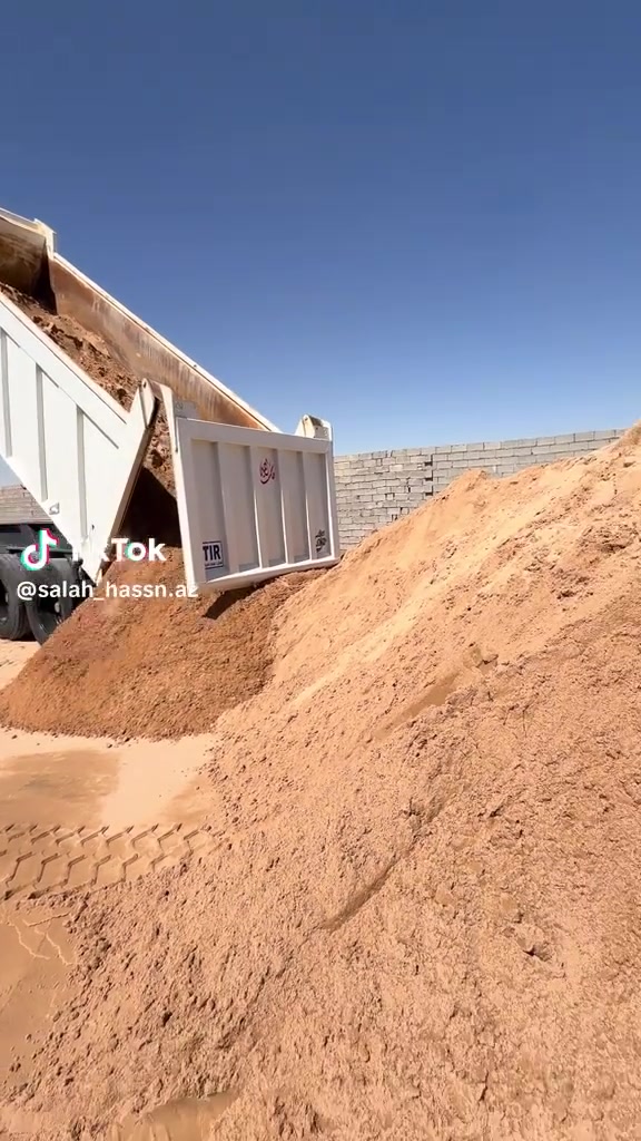 @🔹 السمنت:
• طن سمنت شمالية: 135ألف واصل
• طن سمنت كرستال: 145ألف واصل
• طن سمنت  المقاوم: 145ألف واصل

🔹 مواد البناء:
• ألف بلوكة: 750 ألف واصل
• تك رمل عادي: 110 ألف واصل
• تك رمل مغربل: 150 ألف واصل
• تك حصو.190 ألف واصل
• دبل طابوق قلعه 750ألف واصل

🚚 التوصيل إلى الشطرة والغراف

📞 للاستفسار ***********

سكلة حجي علي@— أسعار مناسبة وخدمة تليق بكم @الجميع
