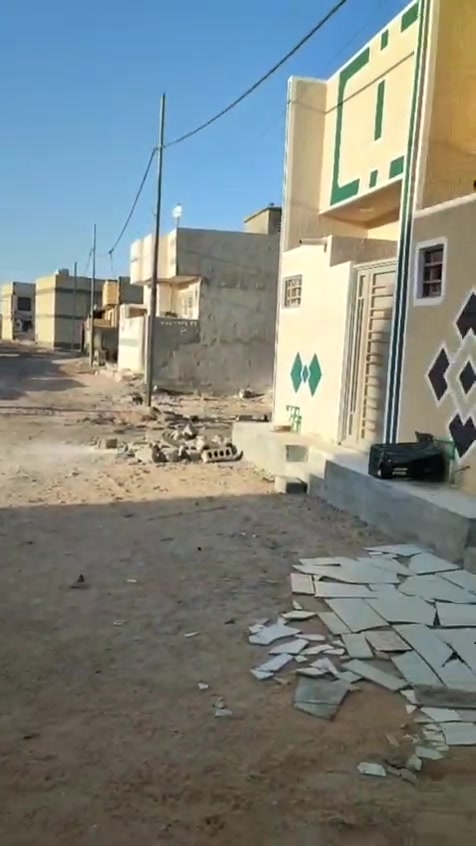 بيت للأيجار مكانه سيداسماعيل بوابه الزهراء مساحه 50 بيت كامل موصفات كيزر تانكي ماطور  كهرباء المنطقه كامله خدمات السعر 200 قفل ***********
