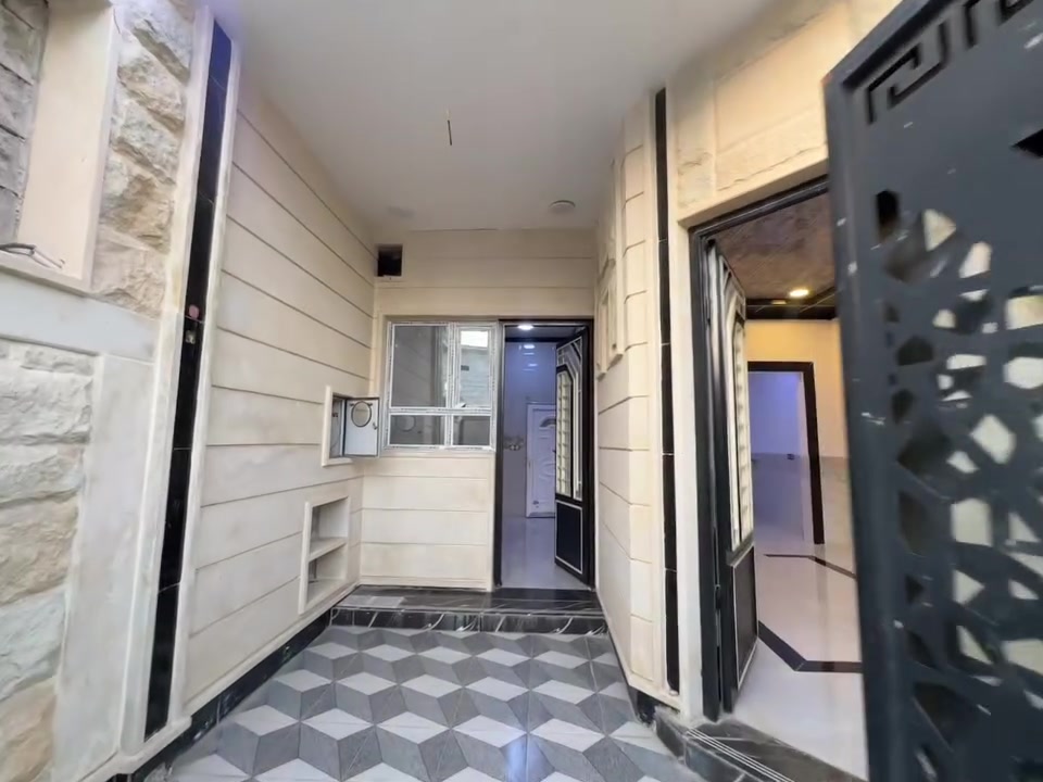 بيت للإيجار في مزارع زيونه مقابيل المرور 
بي أربع غرف نوم 
ايجارو ٤٠٠ بناء حديث
الاستفسار الاتصال على الأرقام 

***********
***********
