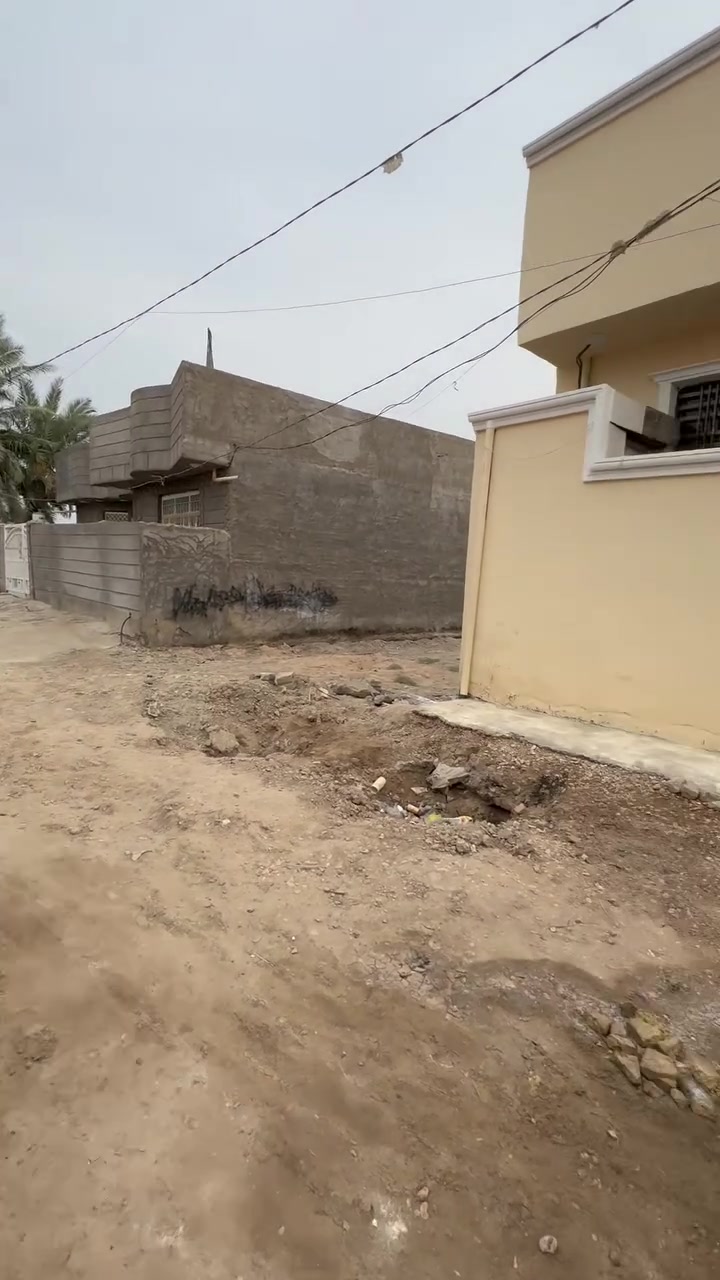 دار للبيع • بابل النيل • ١٠٠م