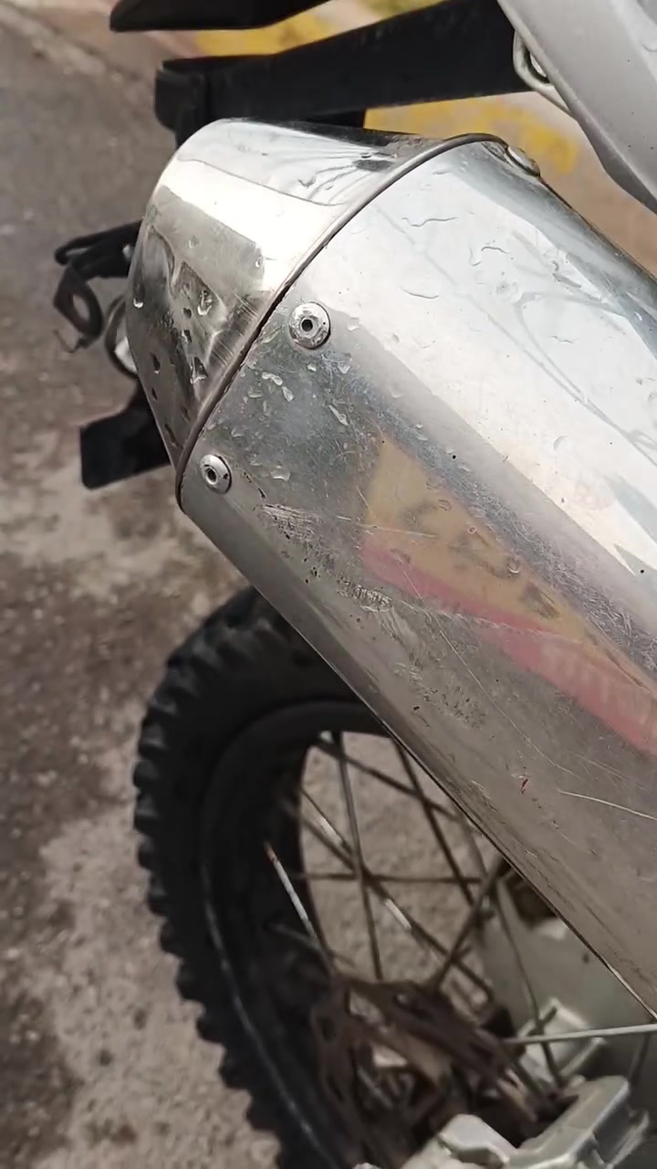 قفاز للبيع MATREX ماتريكس 
200 cc حجم المحرك 
مامفتوح المحرك 
موديل 2021

كهربائيات هورن شغال 
باتري جديد 
 دسكات خلفي امامي شغال 
السعر... 650. لحك جيبه 
عنوان كركوك اسرا مفقودين 
***********
