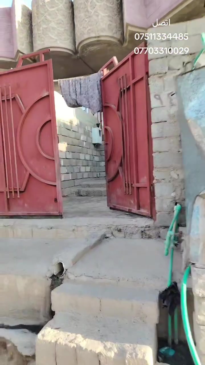 سلام عليكم
بيت للبيع في رجم حديد
المساحه 100 متر
قرب جامع الحسنين
بيه وصل بلديه
السعر 30 وبيه مجال اتصل
***********
***********
