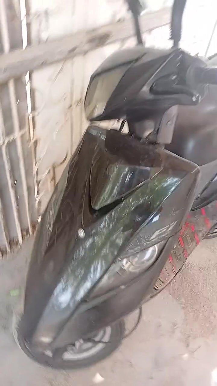سلام عليكم هاي دراجه البيع سعرها 350 بغداد شعب بيها صوت ماعرف شنو كلها شغاله ***********
